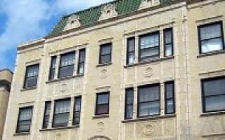 What financial benefits do building owners get when they invest in energy efficiency?