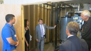 Mike Quigley Visits Multifamily Building