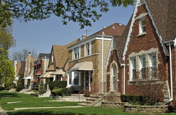 How Can We Protect Chicago Homes Against Heat Waves?